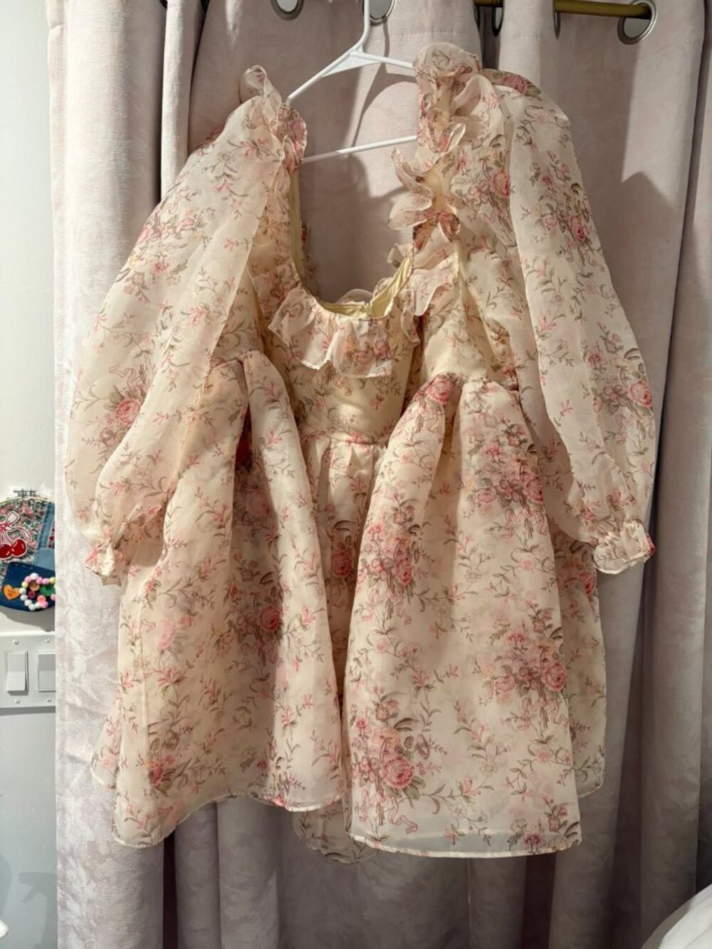 Selkie Renaissance Girl Puff Dress (USED)